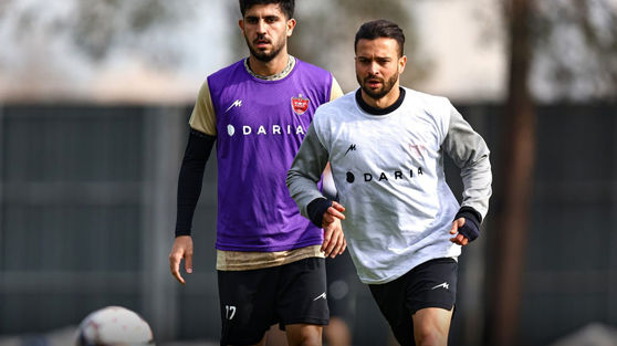 بحران در پرسپولیس: کار بین سروش و اوسمار بالا گرفت/ کاپیتان حق تمرین ندارد