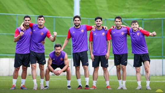 خرید جدید پرسپولیس با چهره‌ای ترسناک در تمرین+ عکس